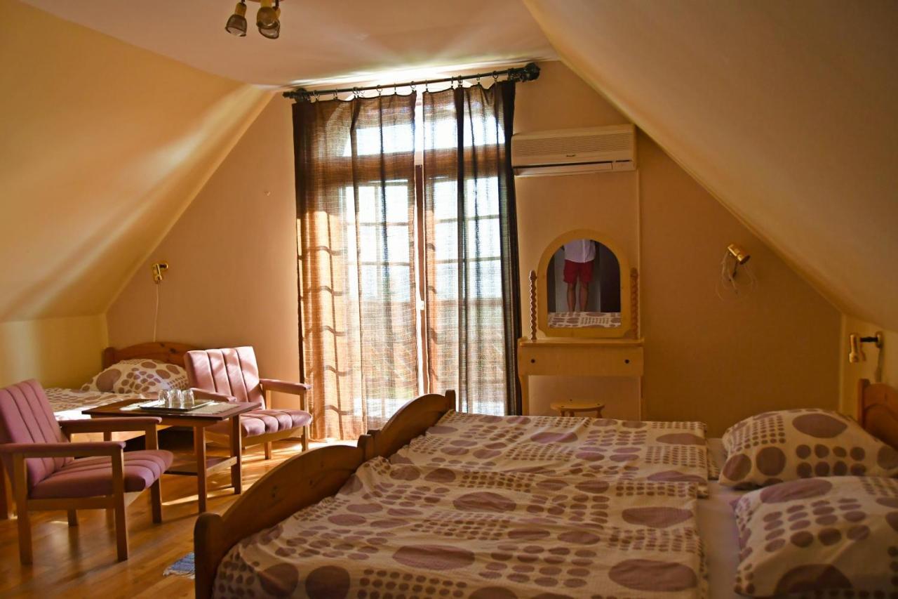 Pigal Panzio Bed and Breakfast Badacsonyörs Eksteriør billede